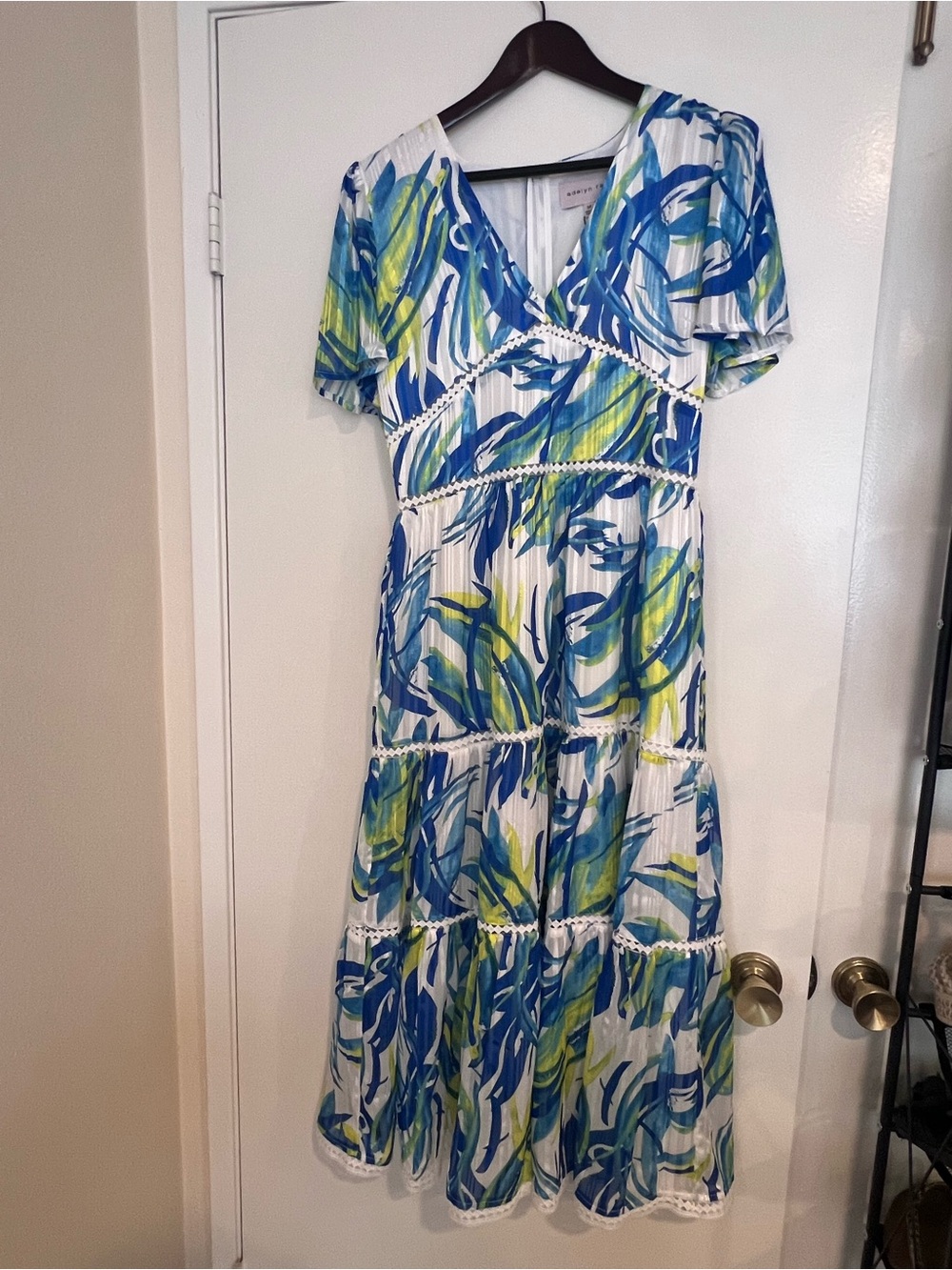Adelyn Rae Blue & Green Abstract V-Neck Maxi Dress